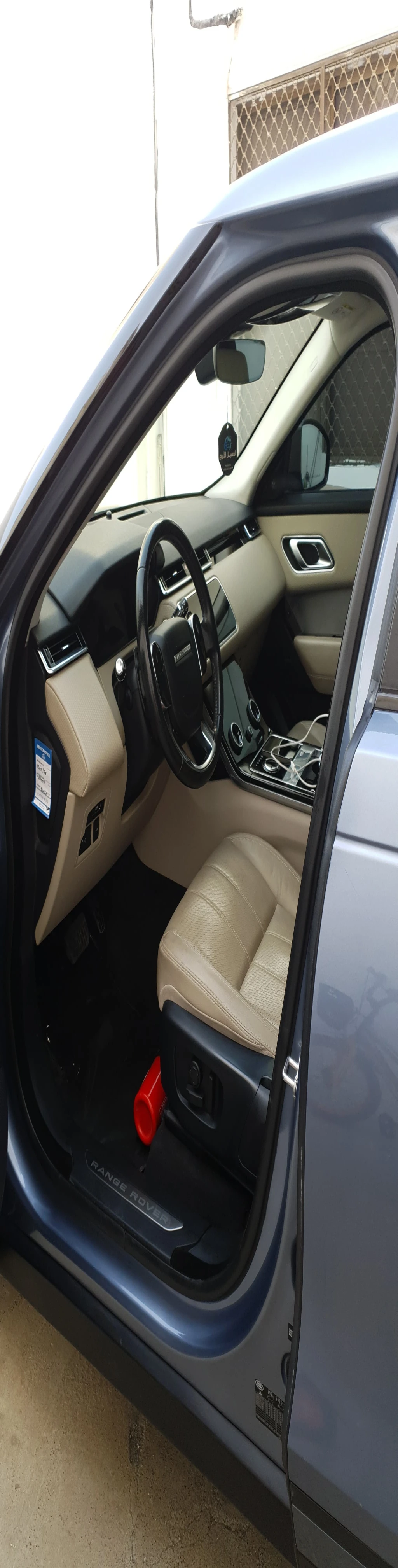 Range Rover Velar P250 - Image 18