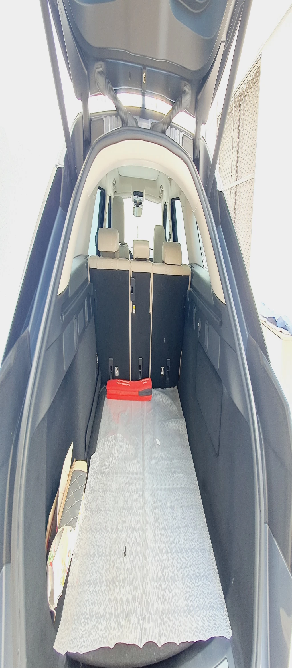 Range Rover Velar P250 - Image 6