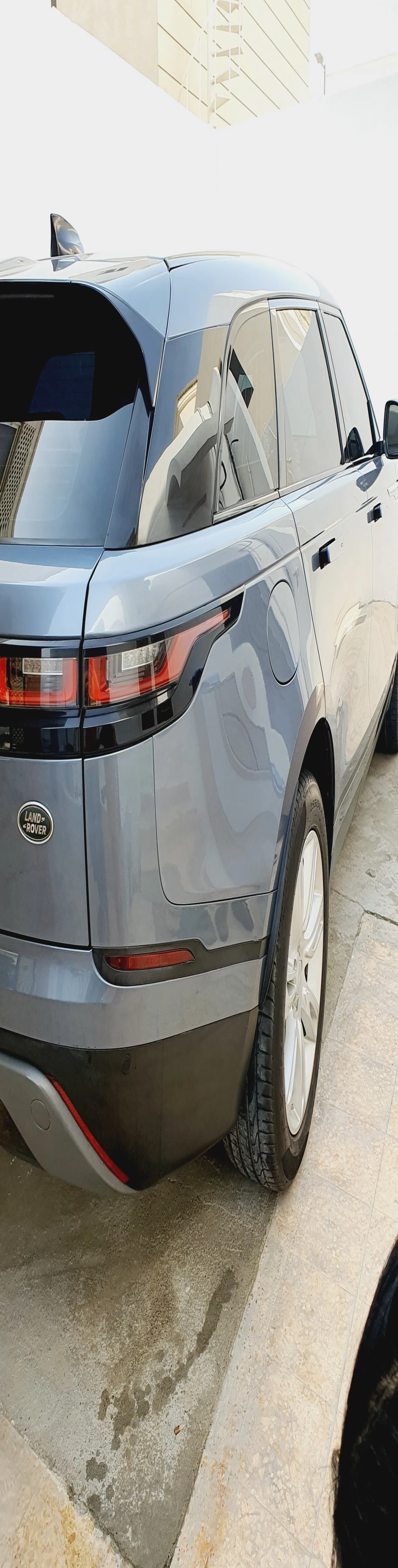Range Rover Velar P250 - Image 4