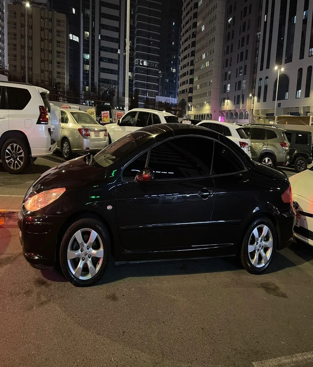 Peugeot 307cc with 8 months registration - Image 9