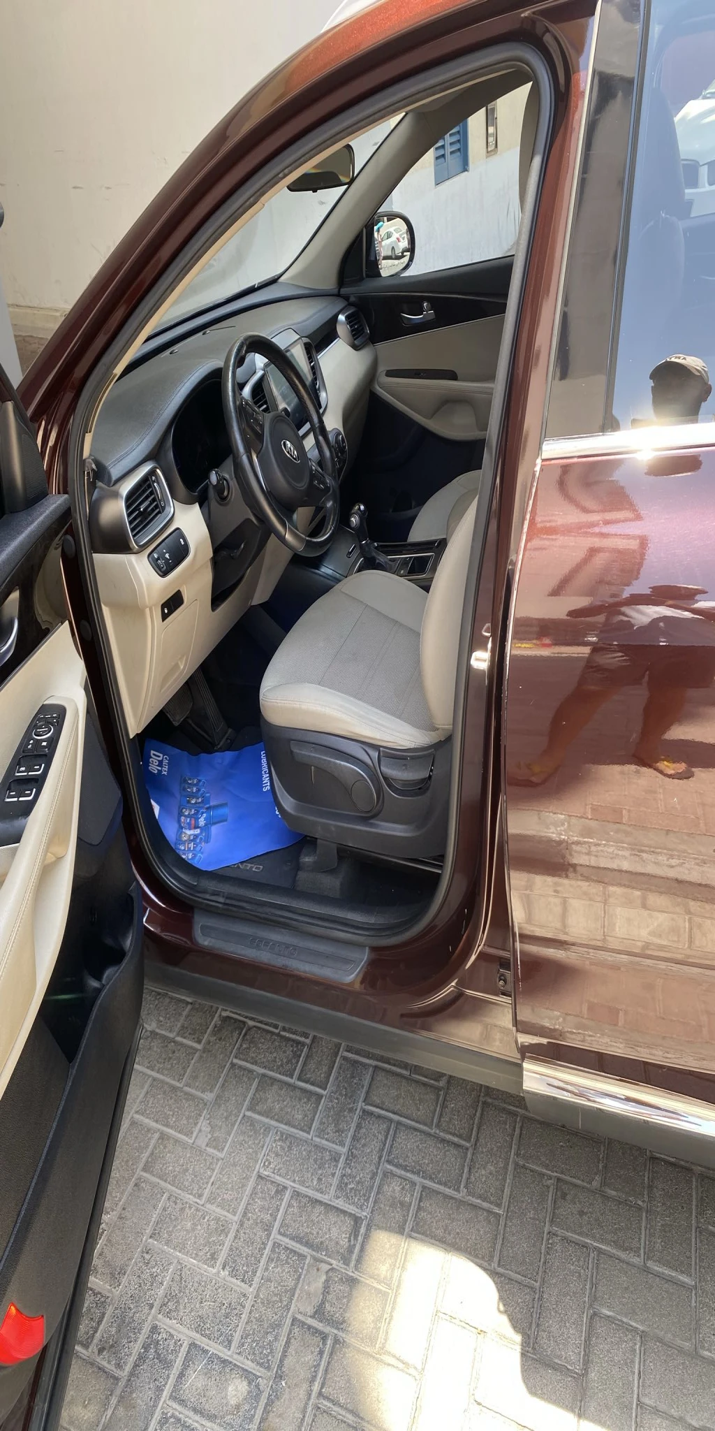 Kia sorento LX GCC First owner car, lady driven - Image 9