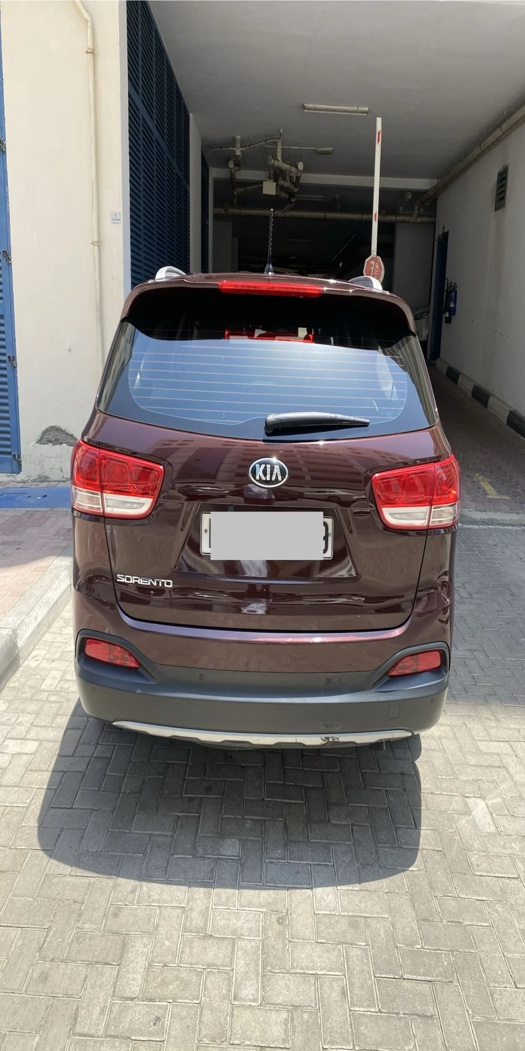 Kia sorento LX GCC First owner car, lady driven - Image 3