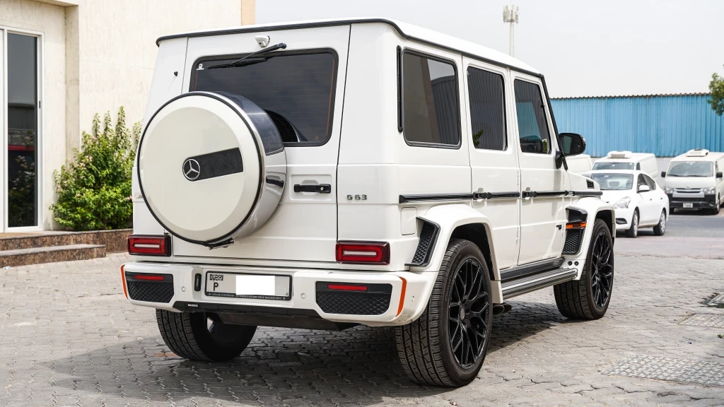 Mercedes Benz 500/560 - Image 5