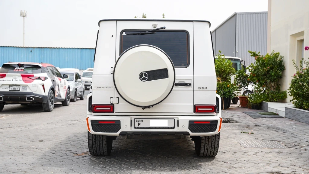 Mercedes Benz 500/560 - Image 8