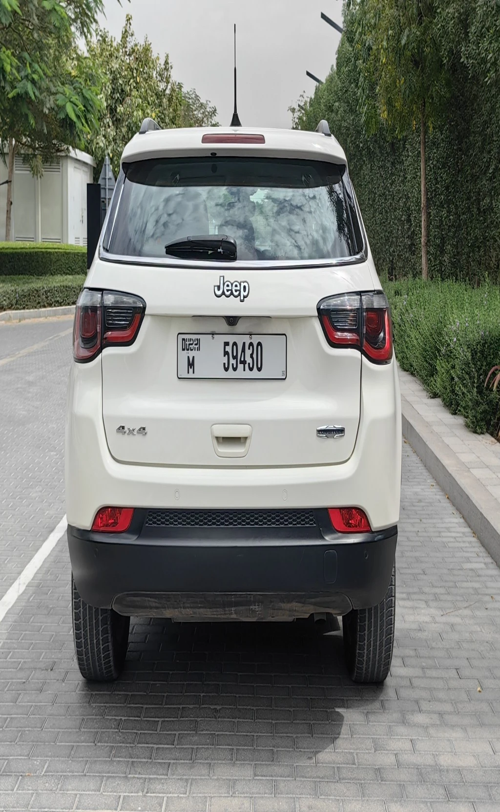 2020 JEEP COMPASS GCC 4X4 54K KM - Image 9