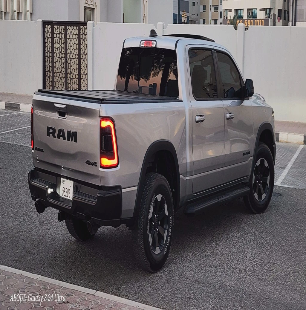 دودج رام فئة ريبل محرك 5.7 -4×4 أعلى المواصفات بأفضل سعر بالخليج  تحويل فوري لا يحتاج اي مصاريف يقبل الدفع كاش او تمويل بنكي - Image 14