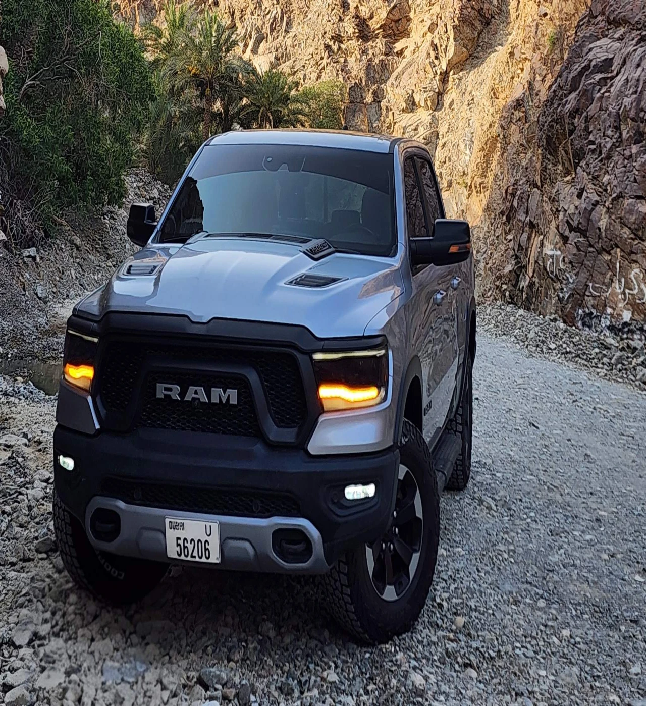 دودج رام فئة ريبل محرك 5.7 -4×4 أعلى المواصفات بأفضل سعر بالخليج  تحويل فوري لا يحتاج اي مصاريف يقبل الدفع كاش او تمويل بنكي