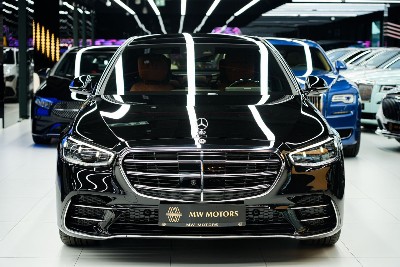 Mercedes Benz S-Class - Image 3