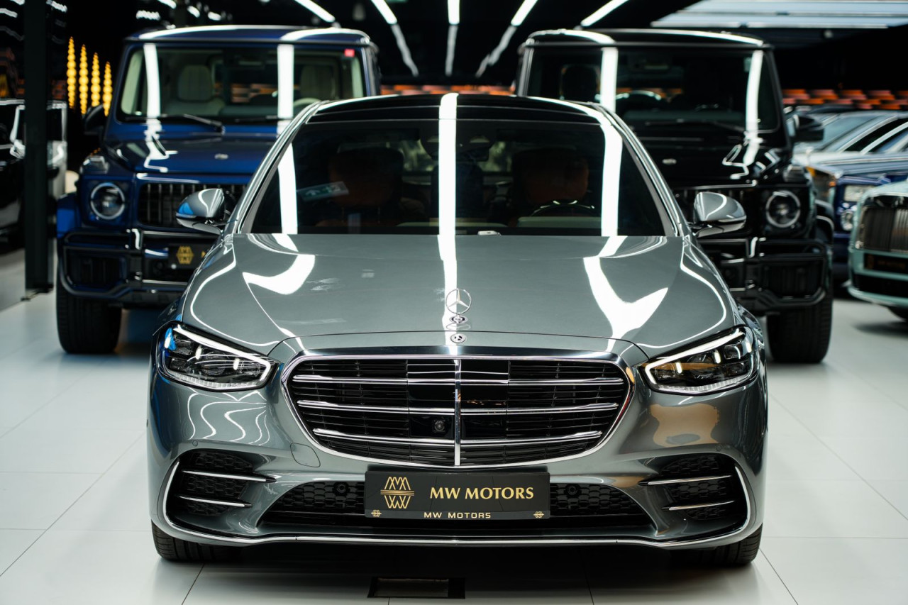 Mercedes Benz S-Class - Image 3