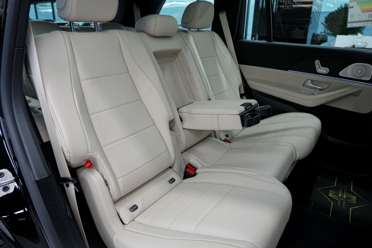 Mercedes Benz GLS - Image 11