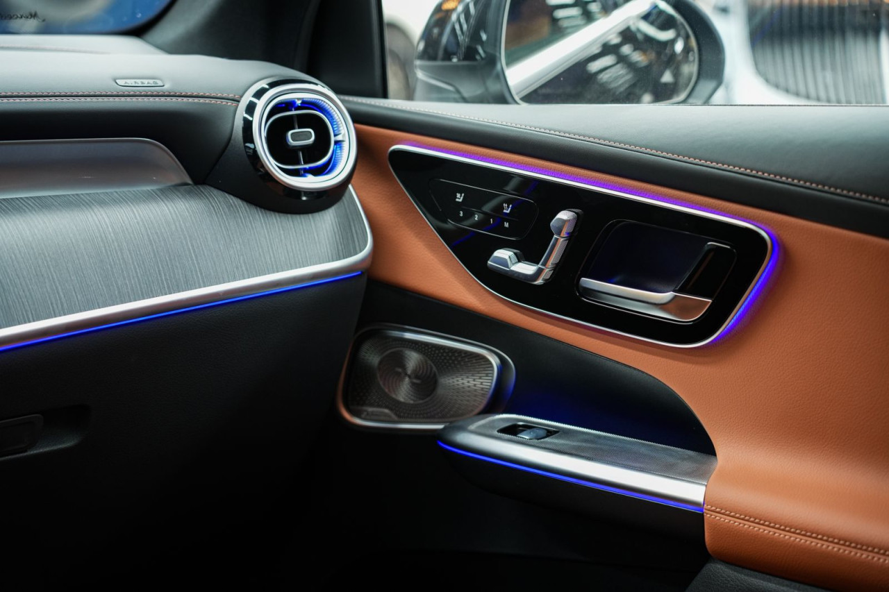 Mercedes Benz GLC - Image 8
