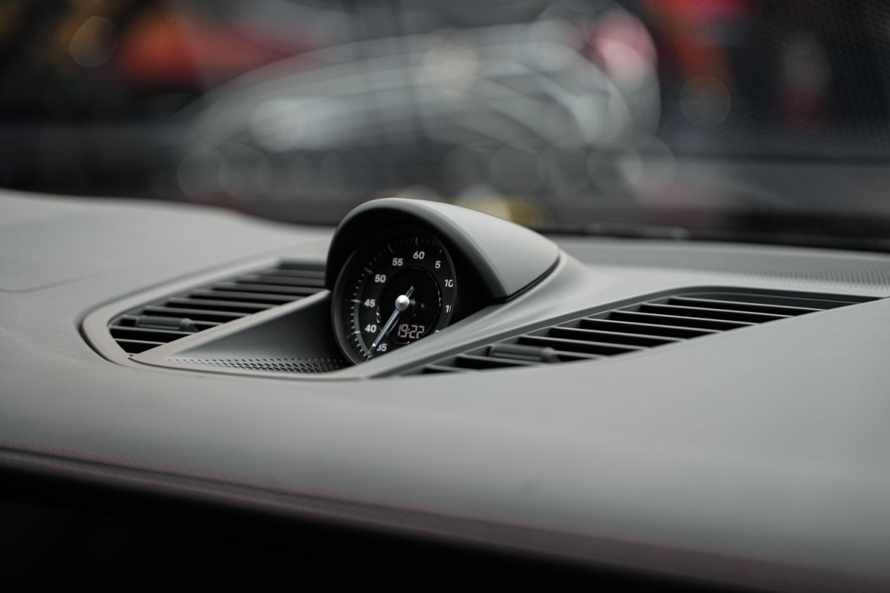 Porsche Panamera - Image 3