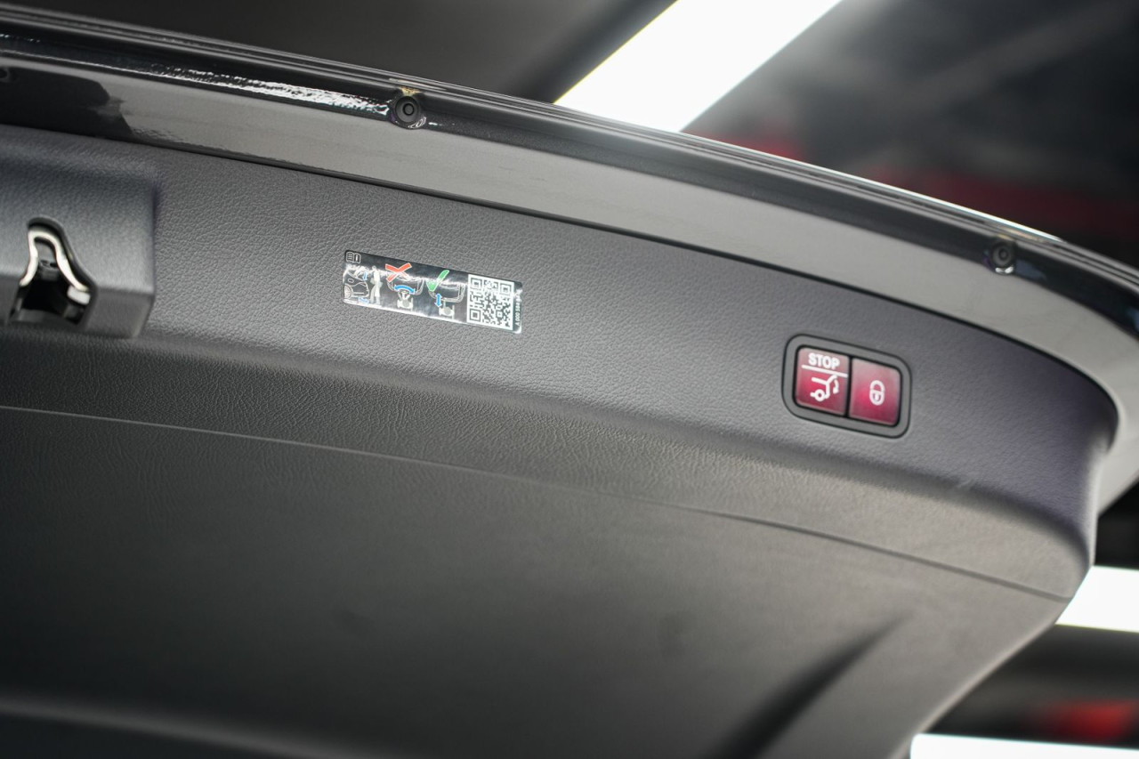 Mercedes Benz GLC - Image 10