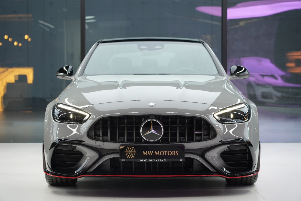 Mercedes Benz C-Class - Image 9