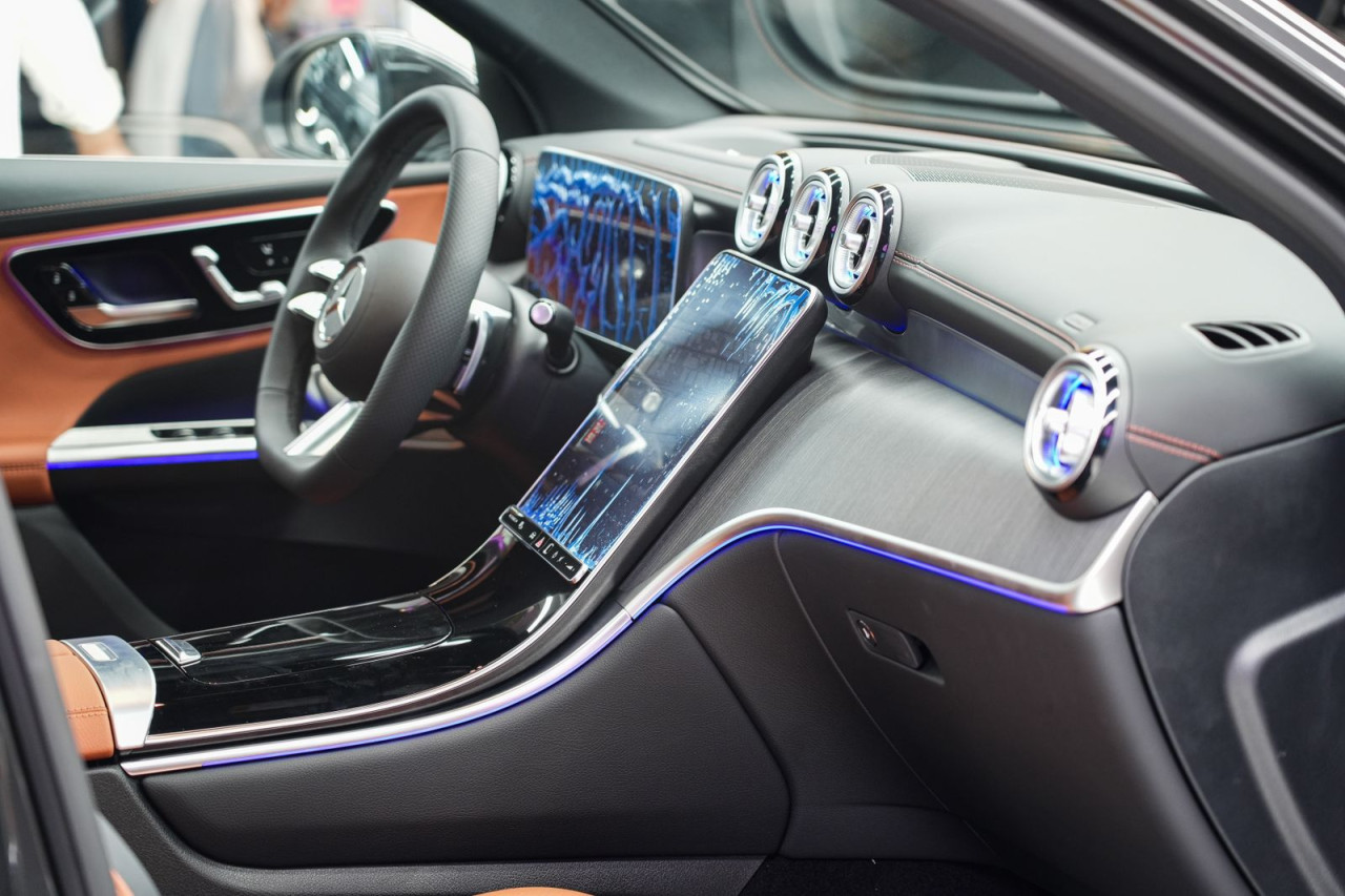 Mercedes Benz GLC - Image 6