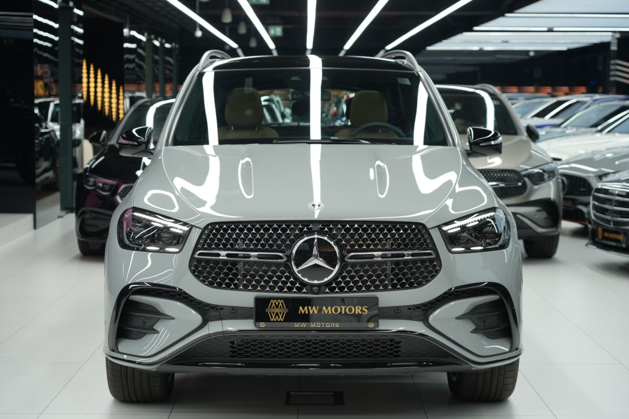 Mercedes Benz GLE SUV - Image 3