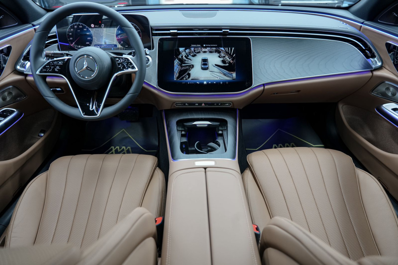 Mercedes Benz E-Class - Image 6