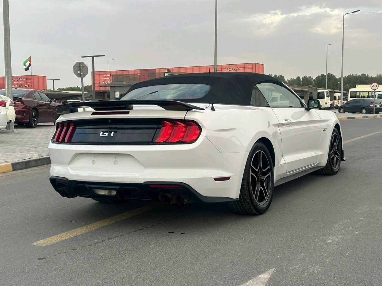 Ford Mustang - Image 5