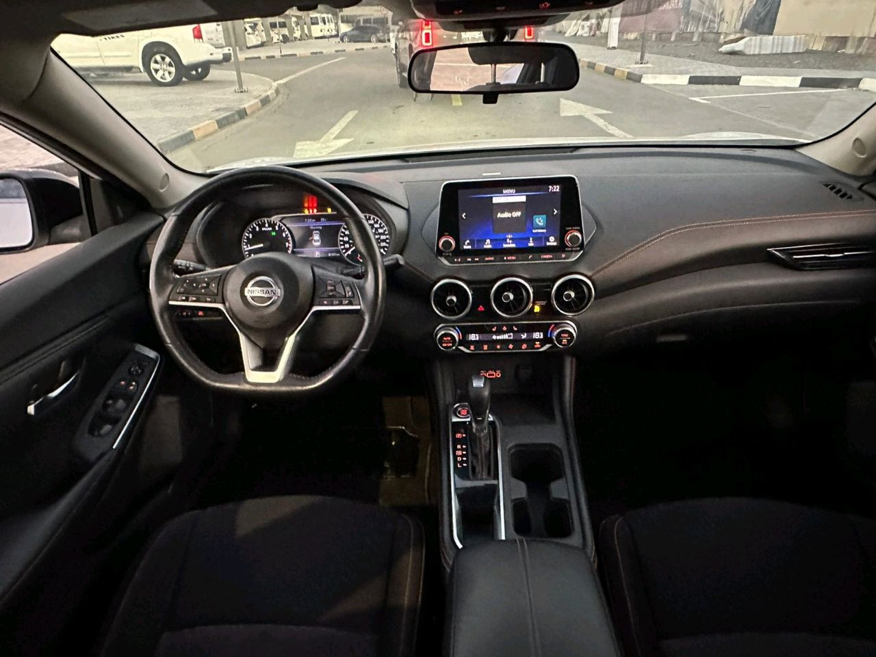 Nissan Sentra - Image 8