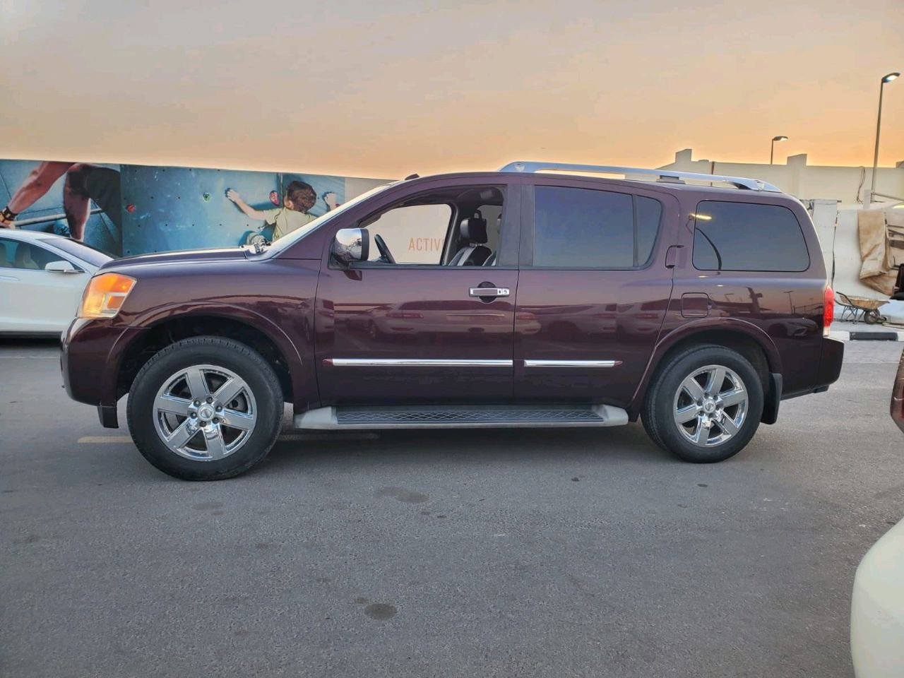 Nissan Armada - Image 5