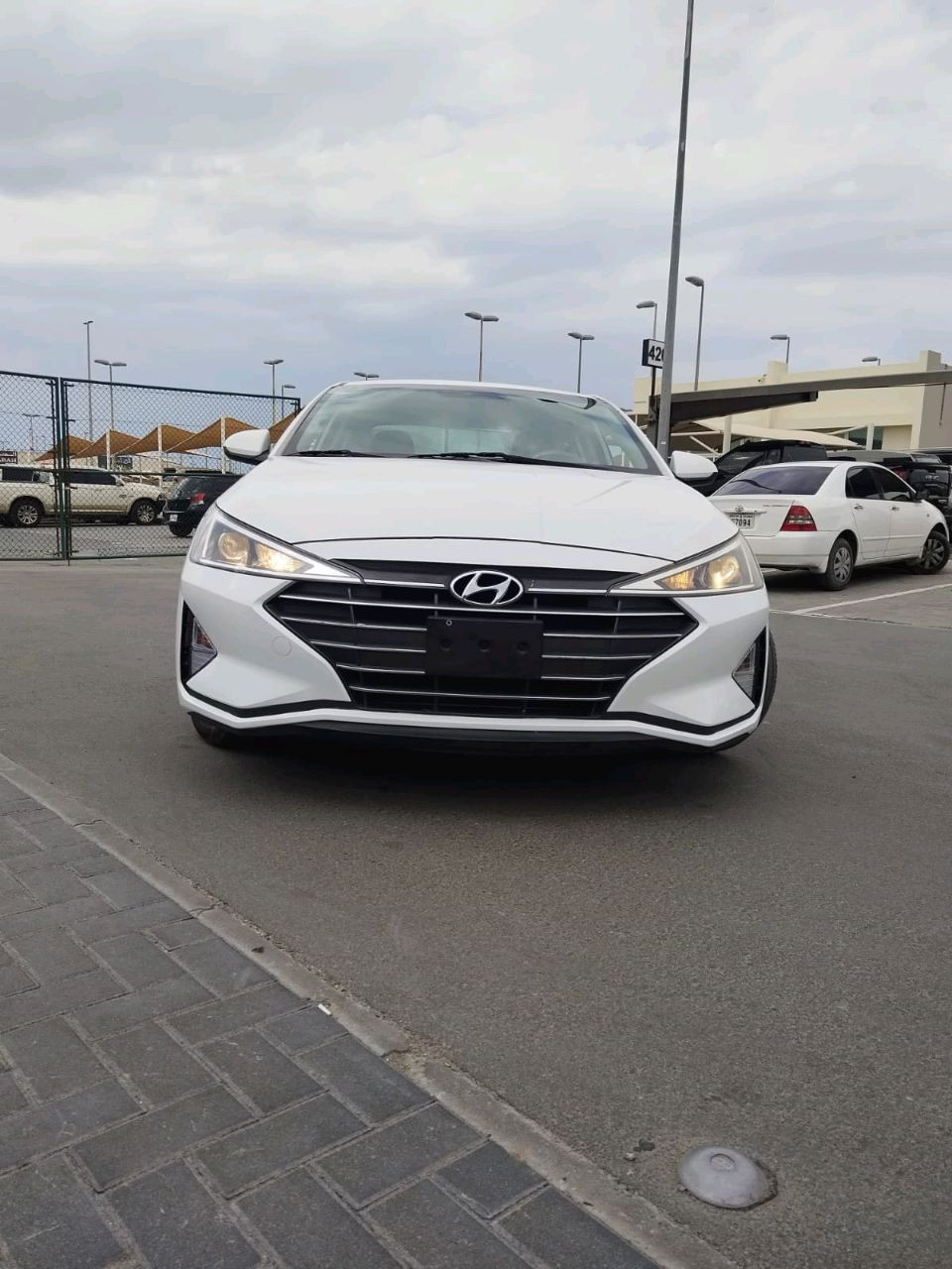 Hyundai Elantra - Image 3