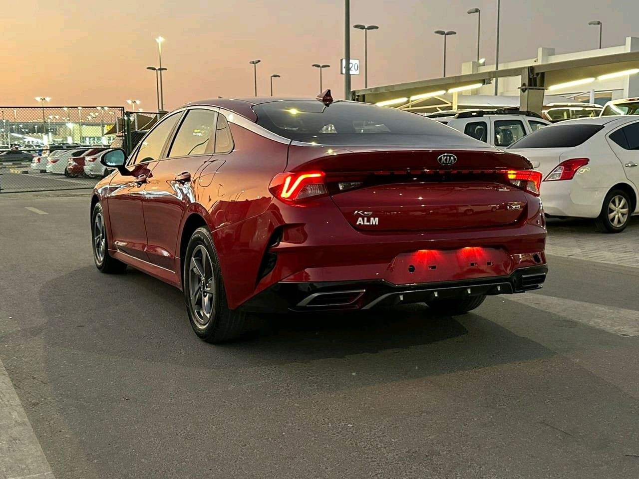 KIA K 5 - Image 5