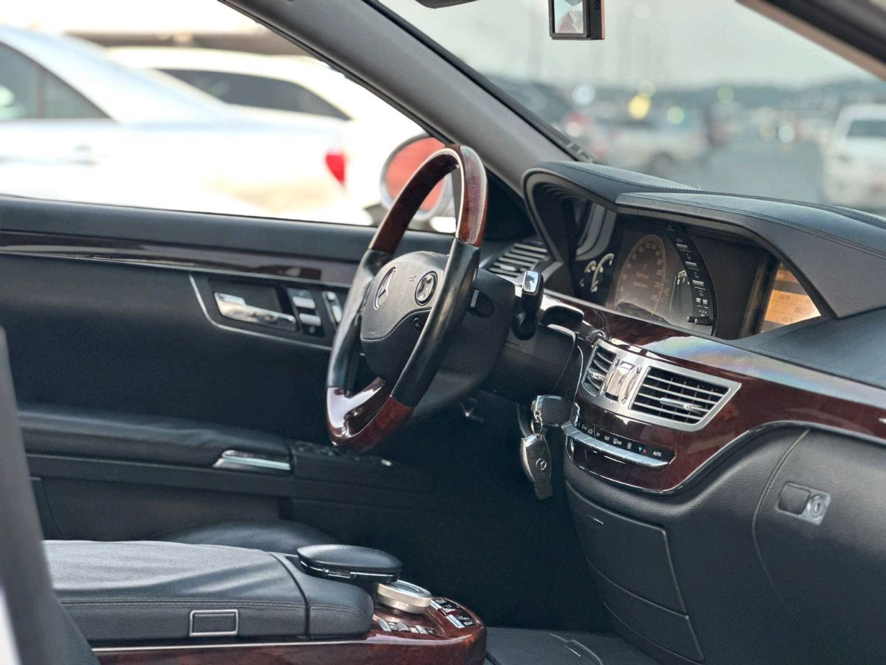 Mercedes Benz AMG - Image 4