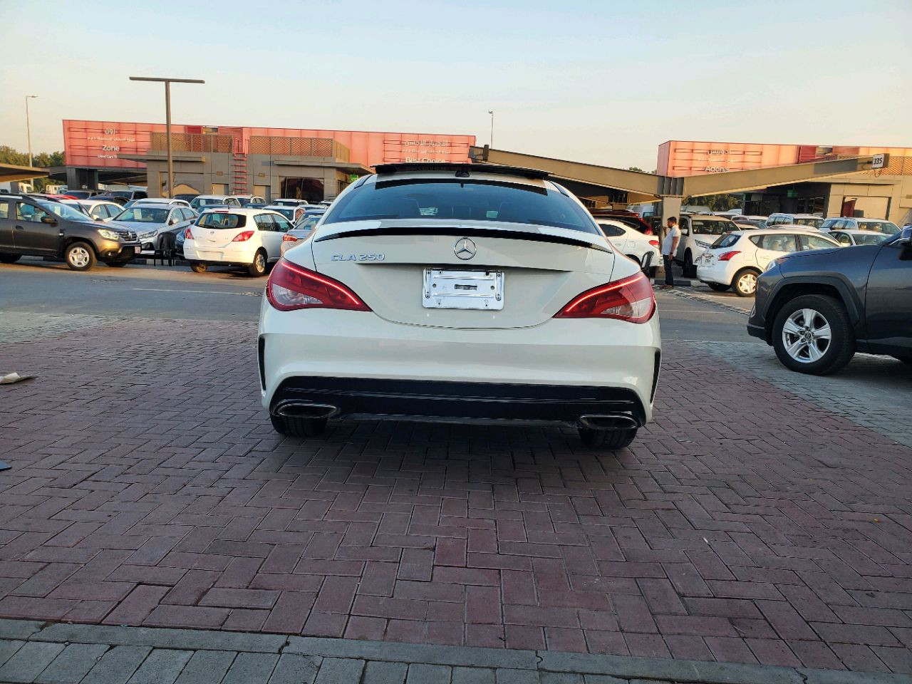 Mercedes Benz GLA - Image 5