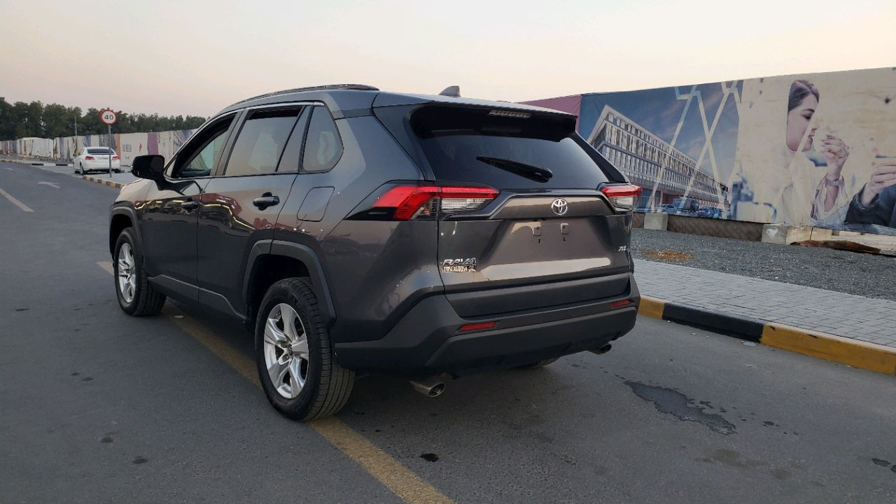Toyota Rav 4 - Image 3