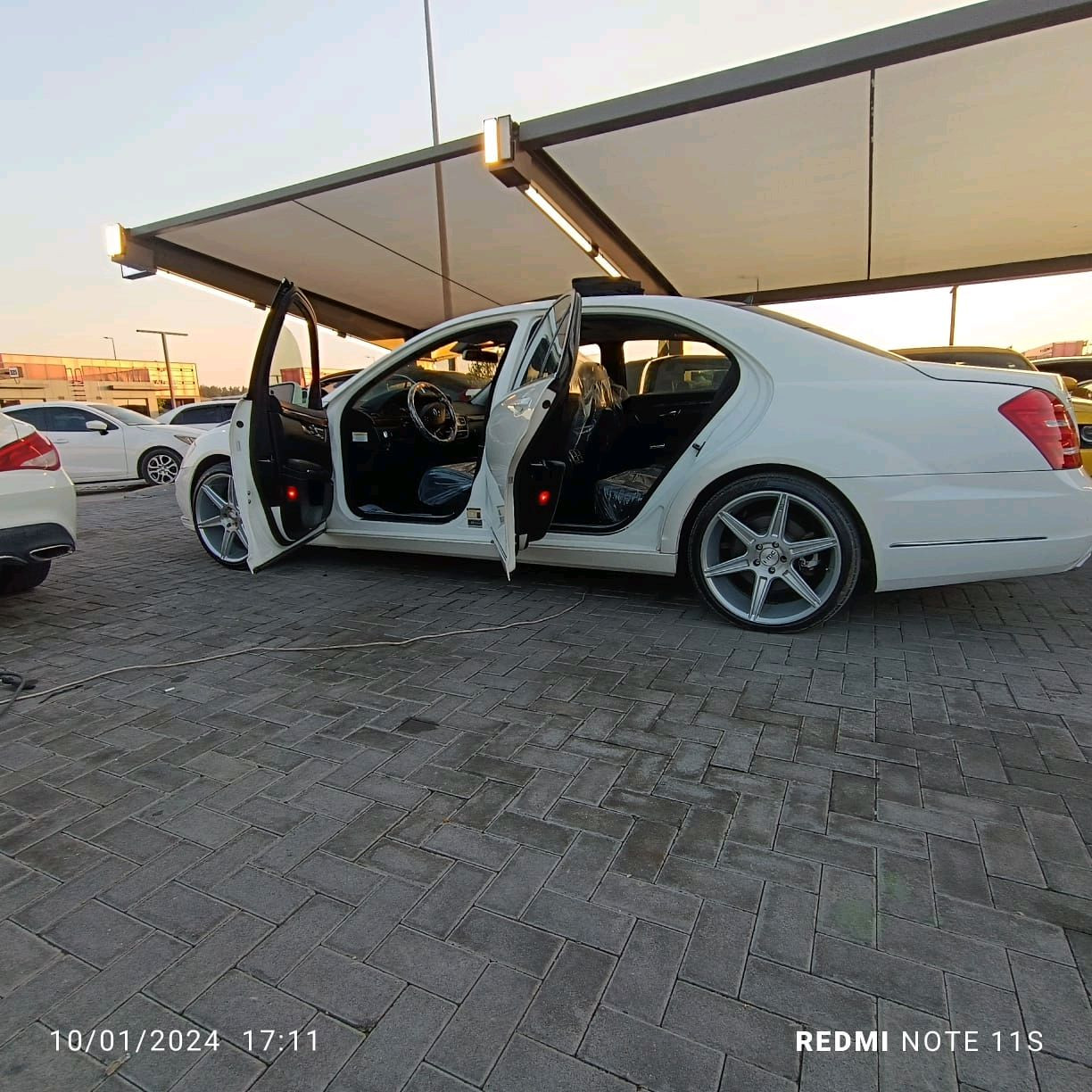 Mercedes Benz C-Class - Image 7