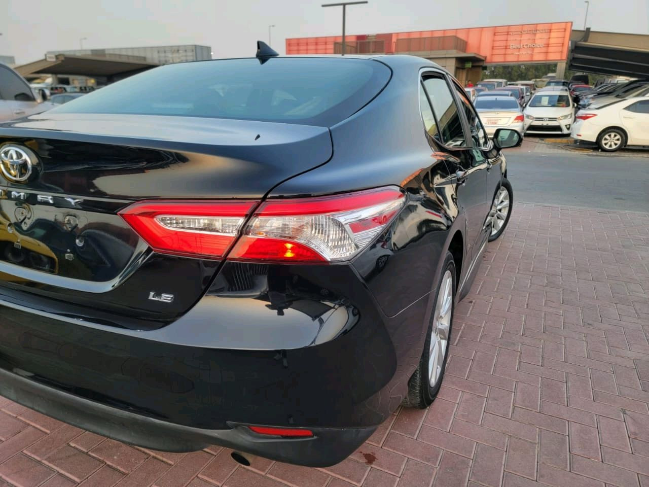 Toyota Camry - Image 4