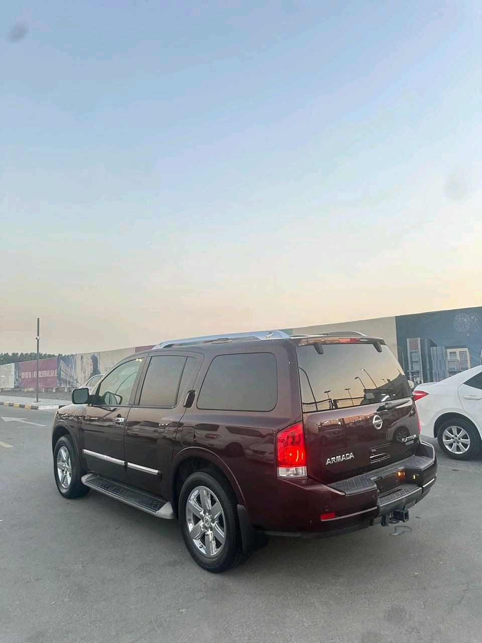 Nissan Armada - Image 6
