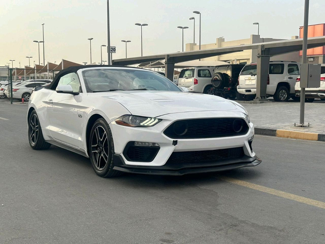 Ford Mustang - Image 6