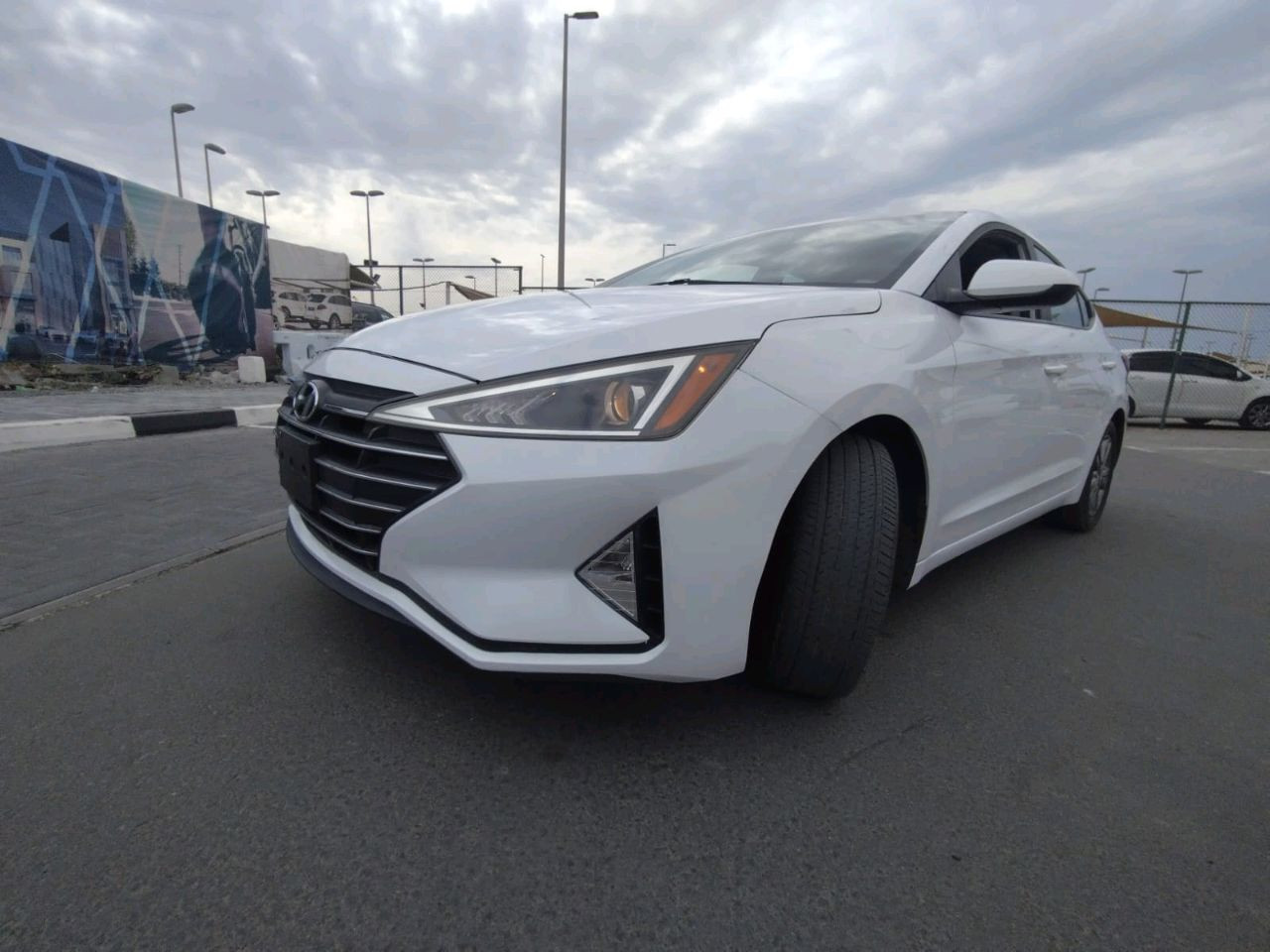 Hyundai Elantra - Image 5