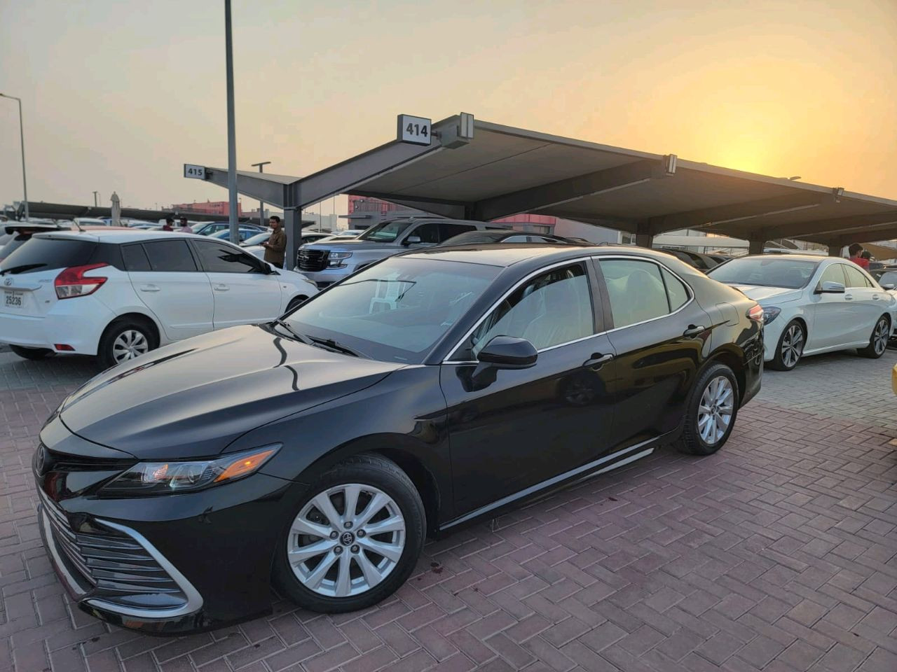 Toyota Camry - Image 14