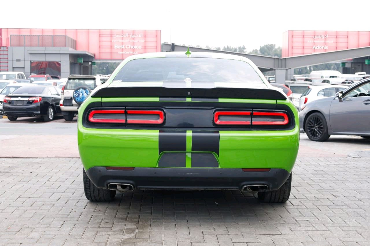 Dodge Challenger - Image 3