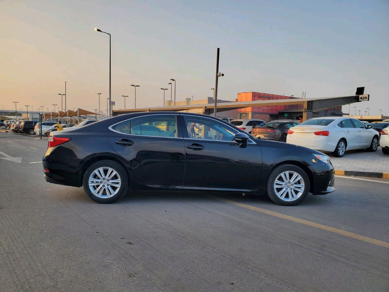 Lexus ES-Series - Image 4