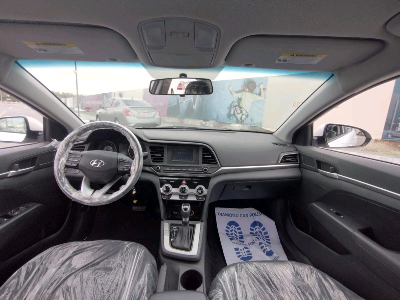 Hyundai Elantra - Image 9