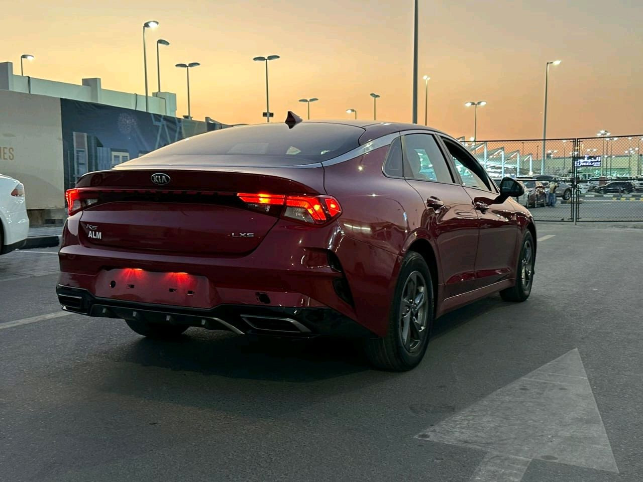 KIA K 5 - Image 4