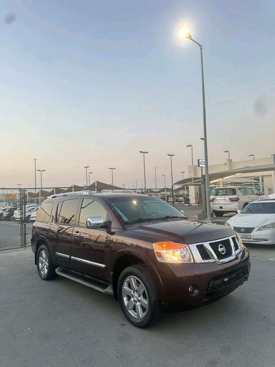 Nissan Armada - Image 8