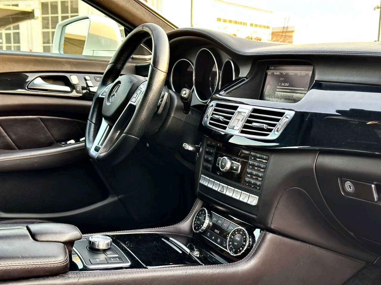 Mercedes Benz CLS-Class - Image 8