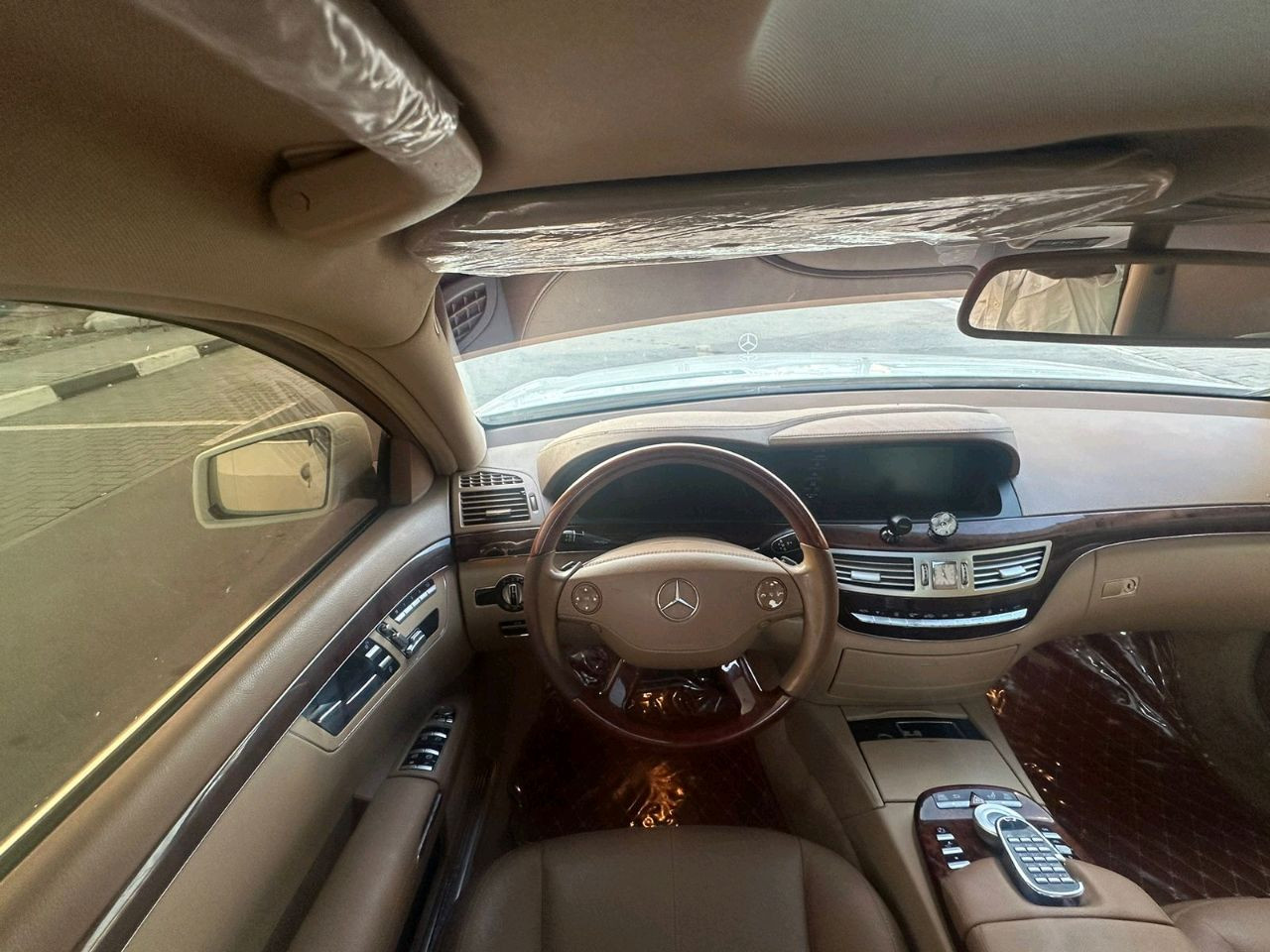 Mercedes Benz S-Class - Image 10