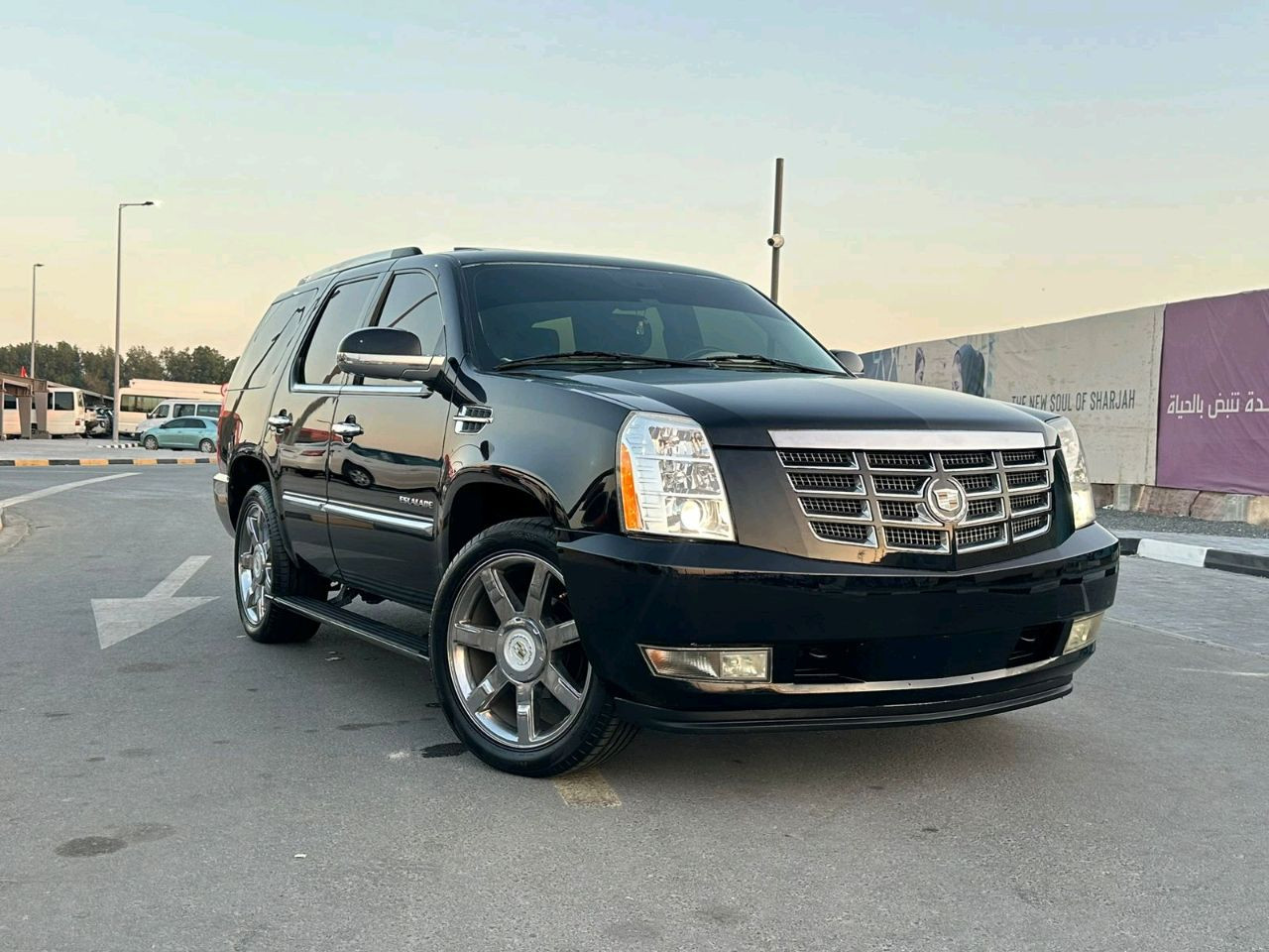 Cadillac Escalade - Image 5