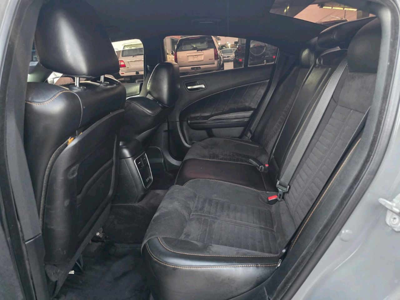 Dodge Charger - Image 7