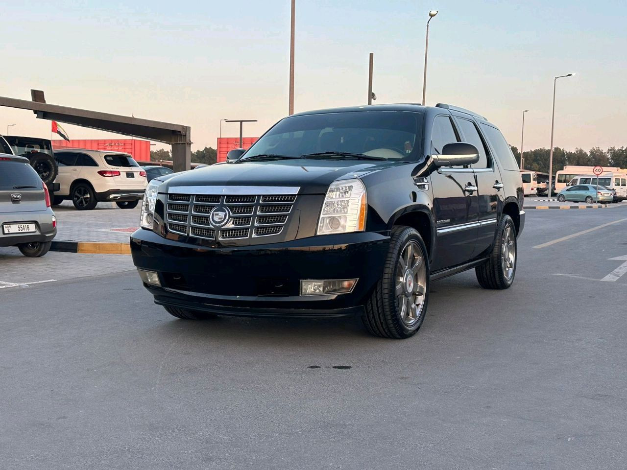 Cadillac Escalade - Image 10