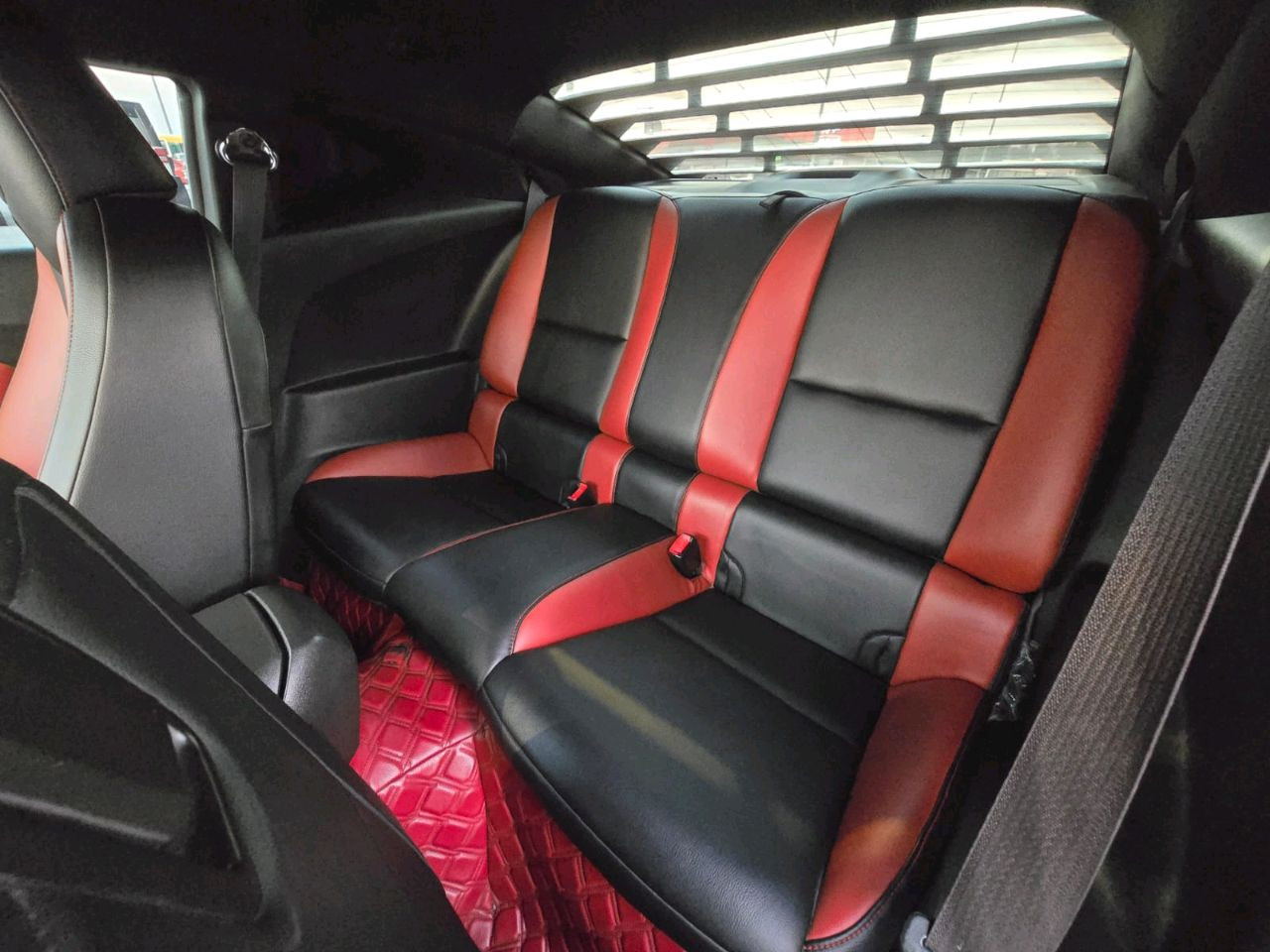 Chevrolet Camaro - Image 3