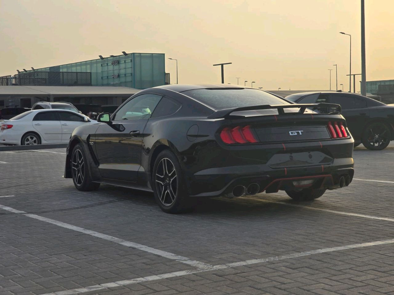 Ford Mustang - Image 5