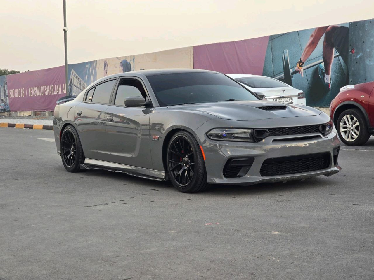 Dodge Charger - Image 10