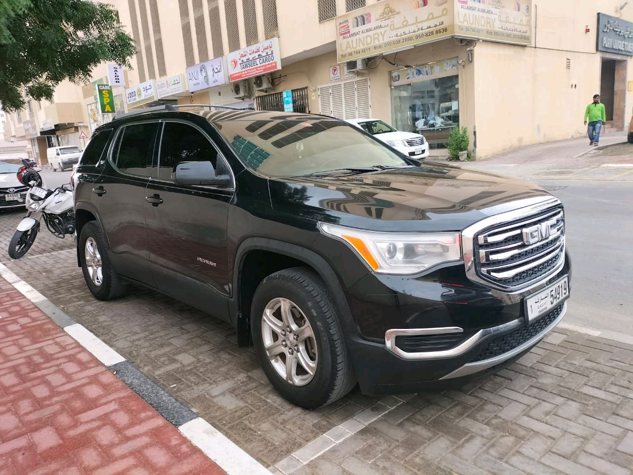GMC Acadia - Image 9