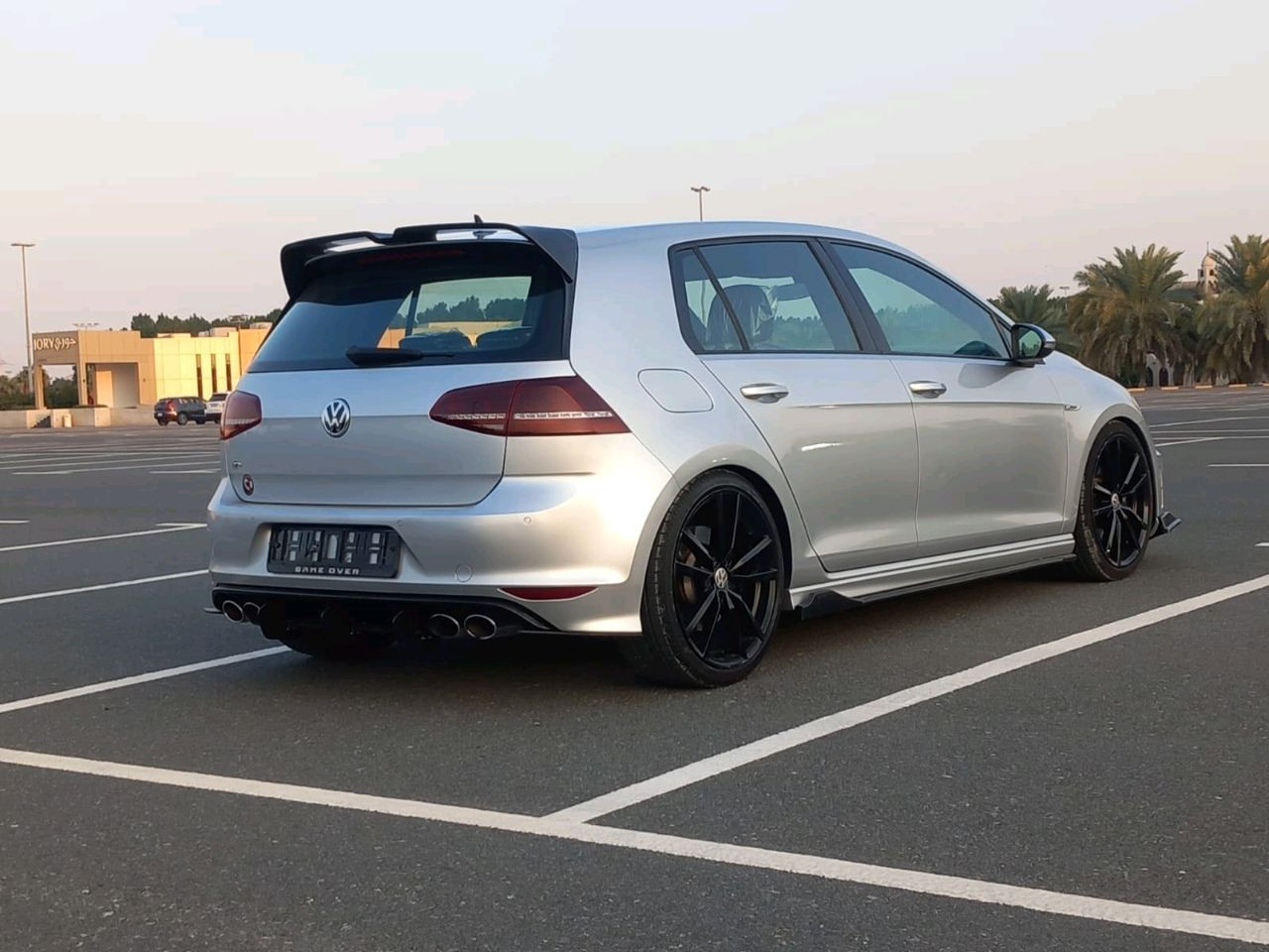 Volkswagen Golf R - Image 3